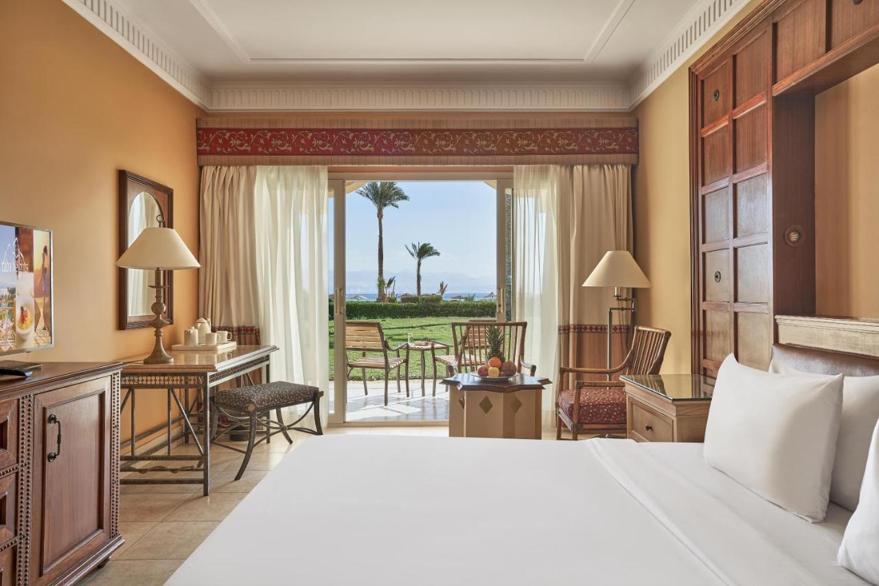 Mosaique Beach Resort Taba Heights Eksteriør billede Deluxe Room