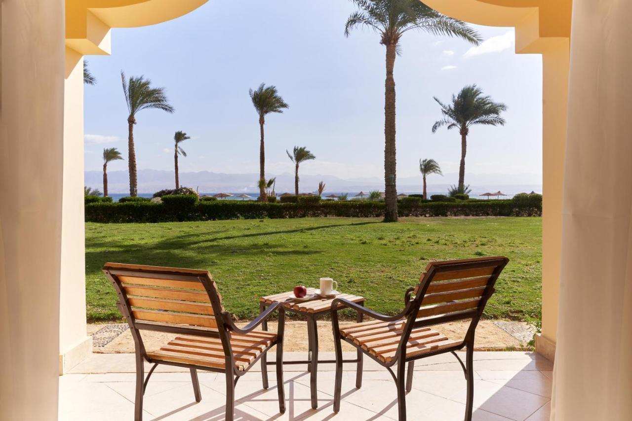 Mosaique Beach Resort Taba Heights Eksteriør billede View from a room at the Hilton Sharm El Sheikh